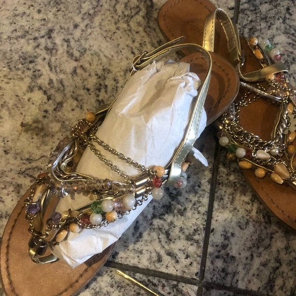 3 Retro sandals.  2 zigi soho beaded sandals and 1 gold gladiator sandals - Picture 4 of 7